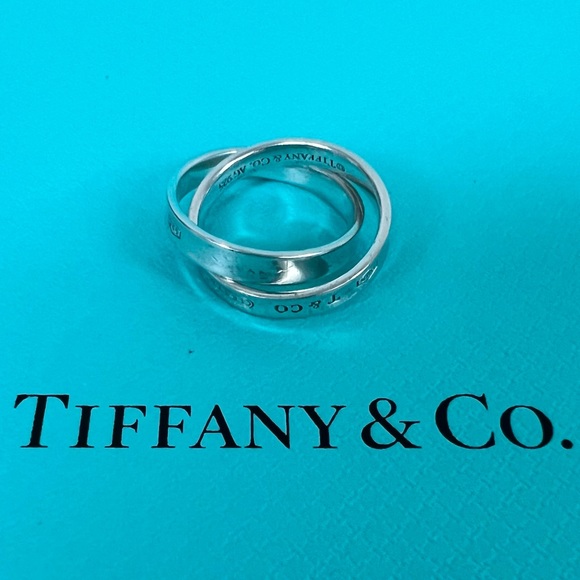 🔴Authentic TIFFANY & CO 1837 VintageSterling Silver Interlocking Circles Ring🔴 - Picture 2 of 11